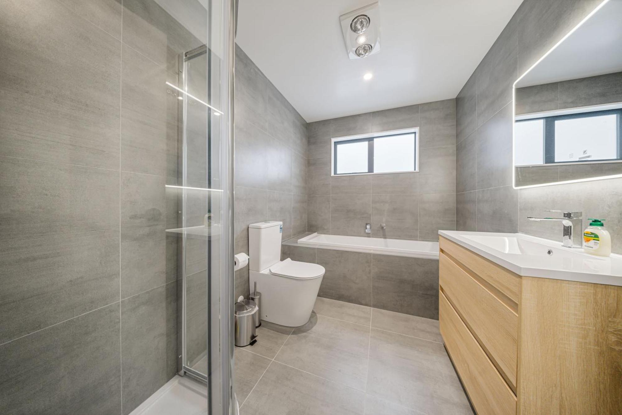 West Harbour Modern 4-Bedroom Retreat Auckland Extérieur photo