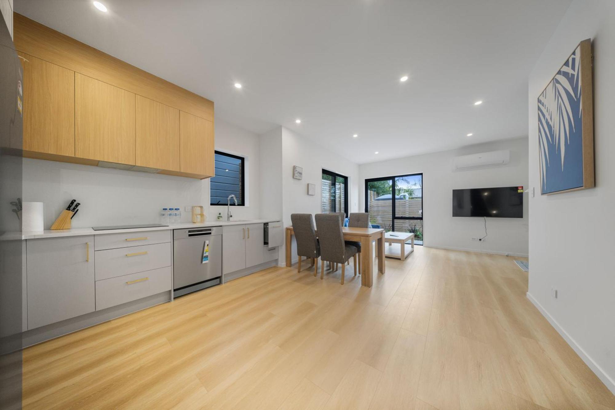 West Harbour Modern 4-Bedroom Retreat Auckland Extérieur photo