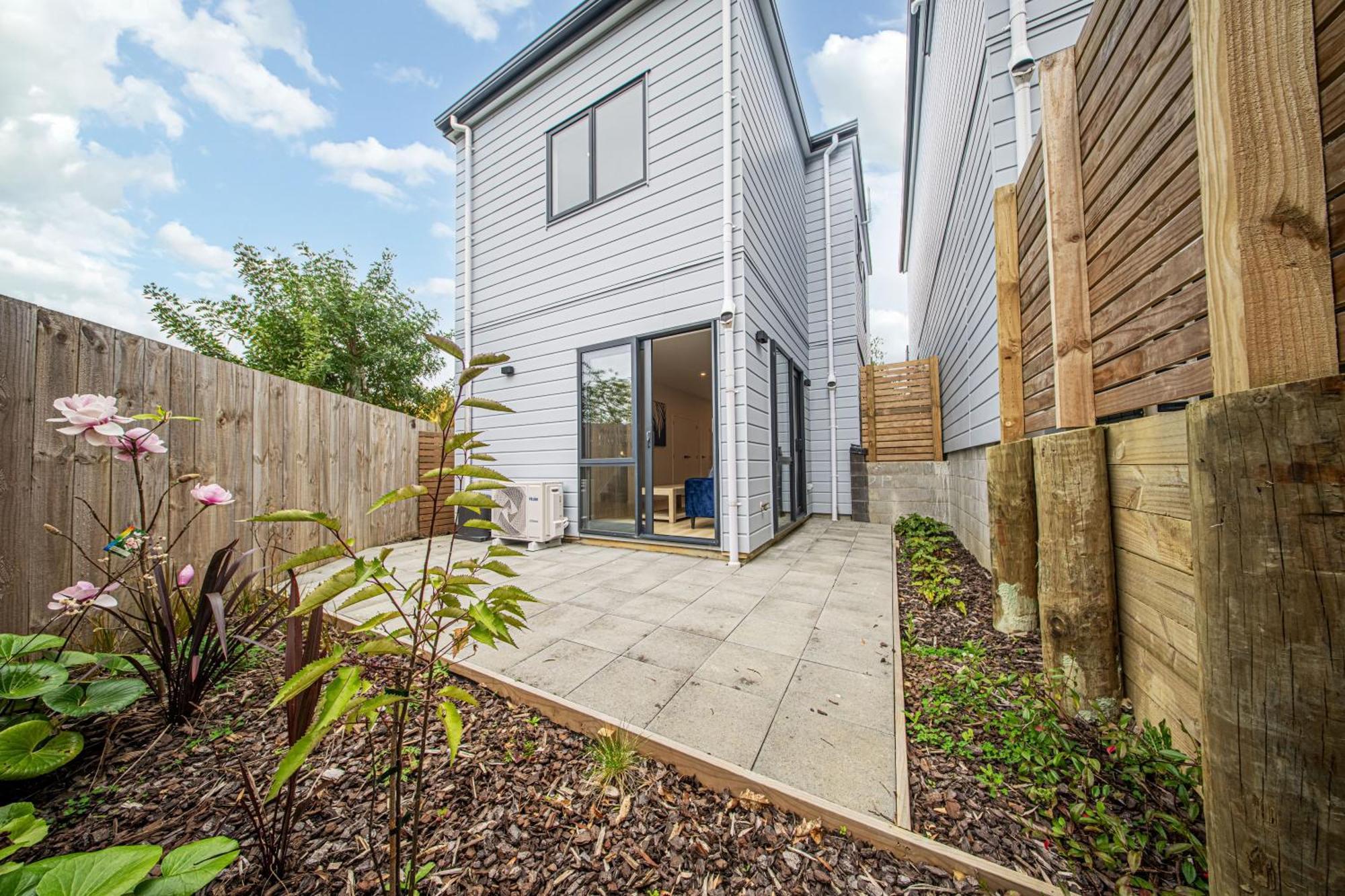 West Harbour Modern 4-Bedroom Retreat Auckland Extérieur photo